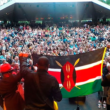 Mangelepa waving the Kenyan flag